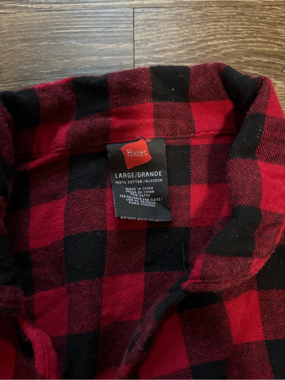 3 for 12$ 🌸 Hanes Flannel - Picture 3 of 3